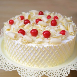 Flavorful White Forest Cake 